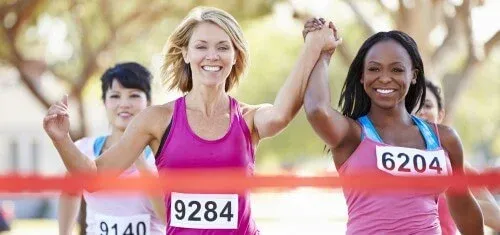 Women-Finishing-Marathon-High-Five